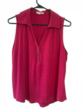 Maurices Sleeveless V-Neck Button Placket Tank Top in Bright Fuchsia